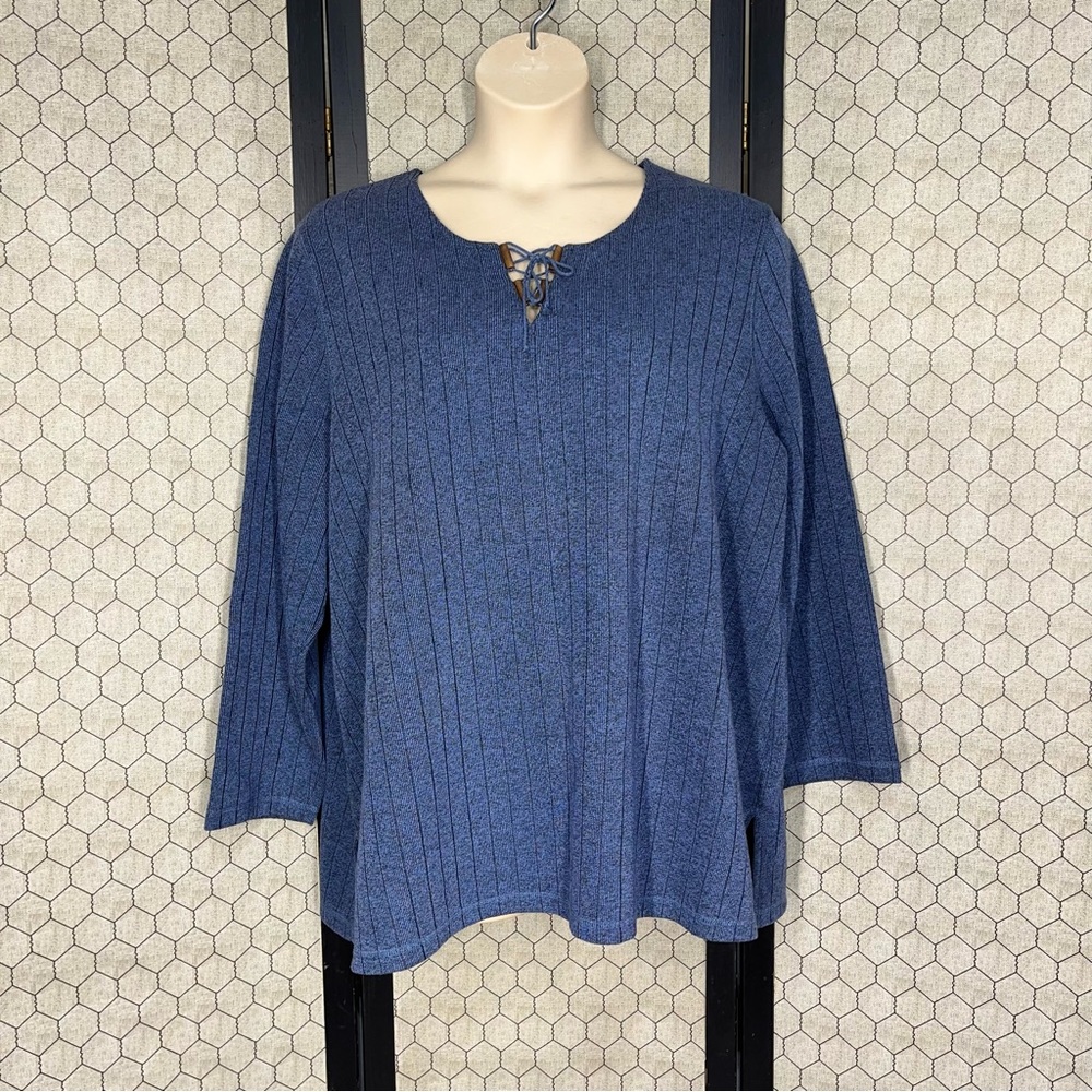 Avenue Women’s 3/4 Sleeve Sweater